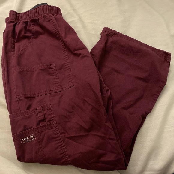 Cherokee Workwear Scrubs Maroon Size M petite - Picture 1 of 8